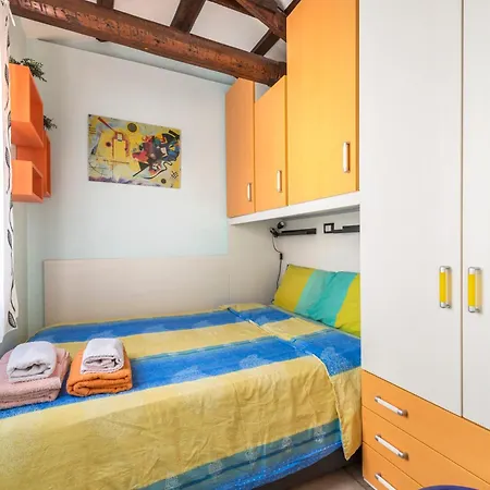 Vigna Tiny In Apartment