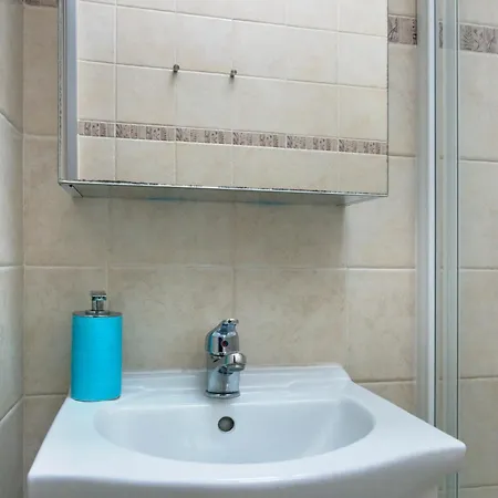 Vigna Tiny In Appartement *